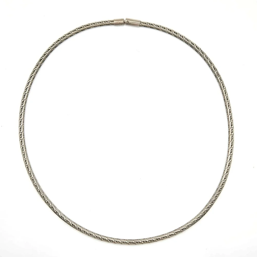 Silver Tone Semi-Flex Byzantine Style Chain Collar Necklace Textured Link Choker